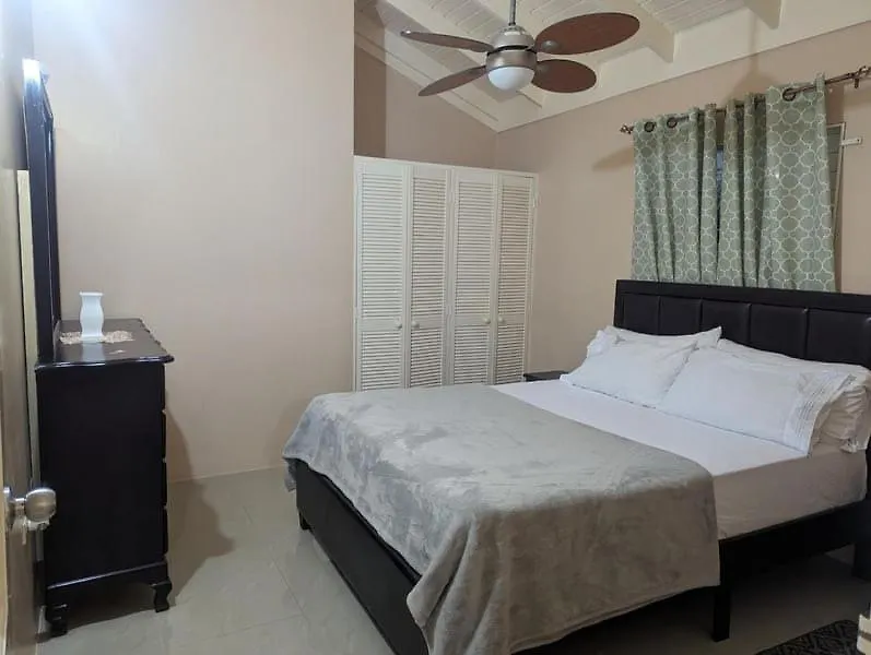 La Palmera Villa Saint Annʼs Bay Jamaica