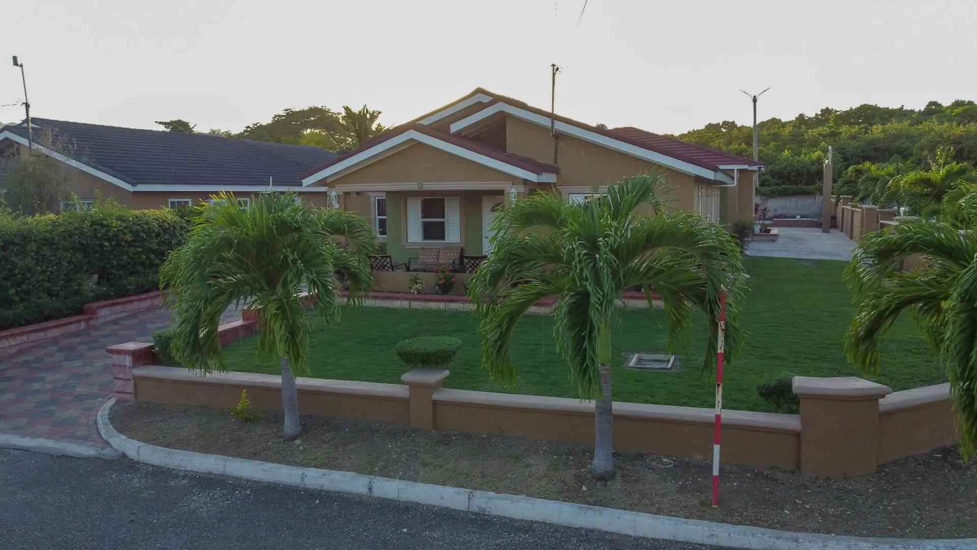הוילה Saint Annʼs Bay La Palmera 0*,  ג'מייקה